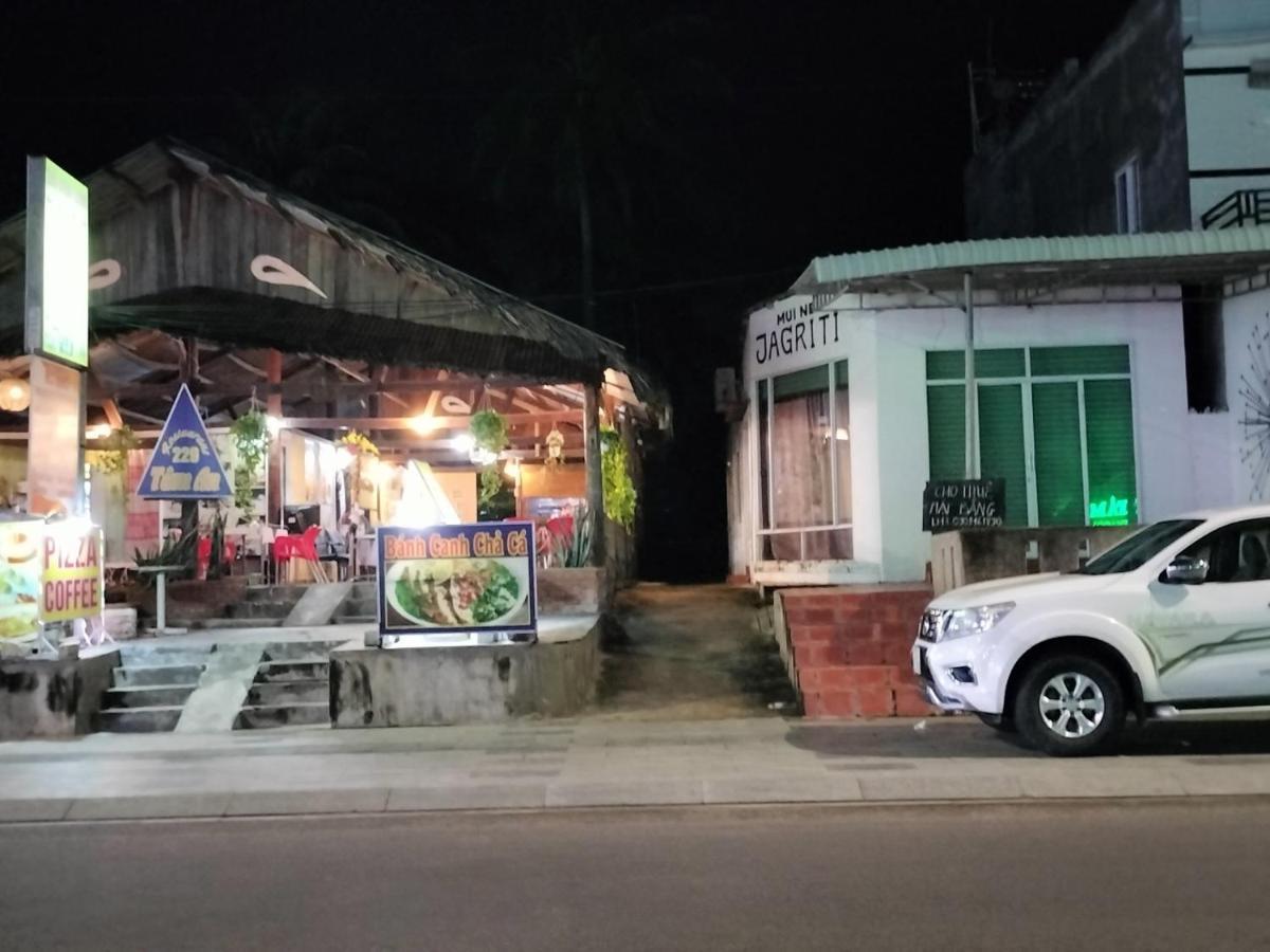 Vuon Nang Mui Ne Aparthotel Exterior photo